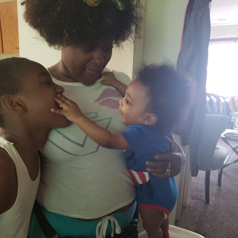 Meet your Posher, Alexis